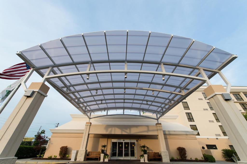 Holiday Inn Wilmington-Market Street, an IHG Hotel